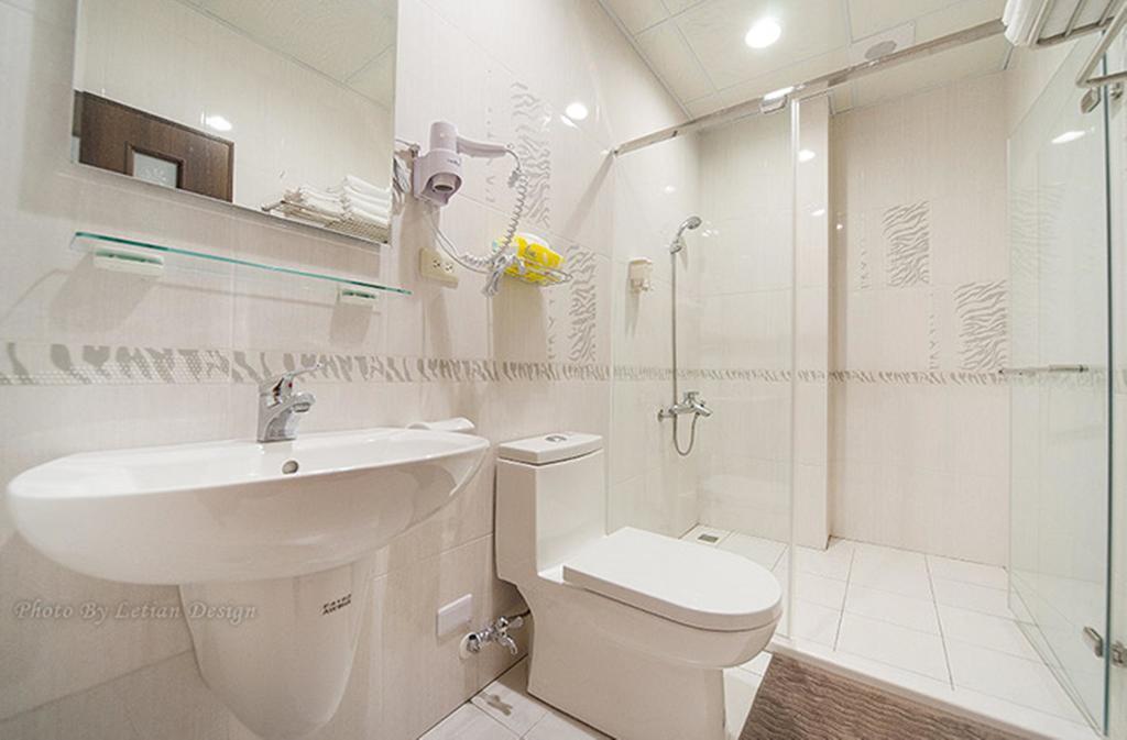 Follow Me B&B T'ai-tung Zewnętrze zdjęcie
